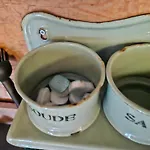 Knus Boomstamhuisje Op De Schatberg - Nabij Toverland