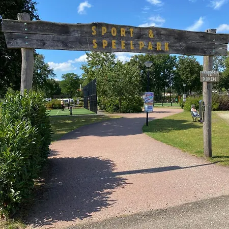 Knus Boomstamhuisje Op De Schatberg - Nabij Toverland