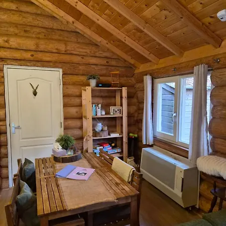 Chalet Knus Boomstamhuisje Op De Schatberg - Nabij Toverland Sevenum