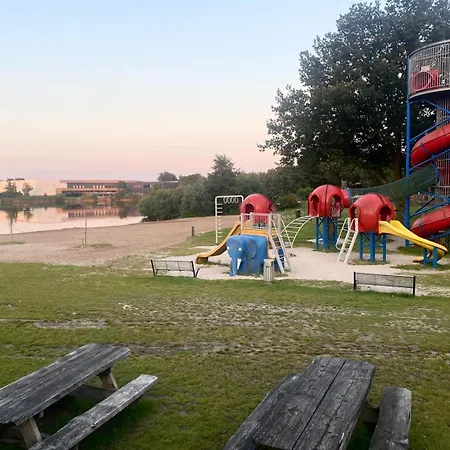 Knus Boomstamhuisje Op De Schatberg - Nabij Toverland Шале