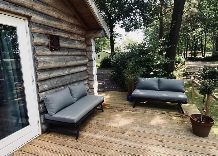 Knus Boomstamhuisje Op De Schatberg - Nabij Toverland